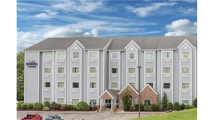 Microtel Inn & Suites by Wyndham Waynesburg