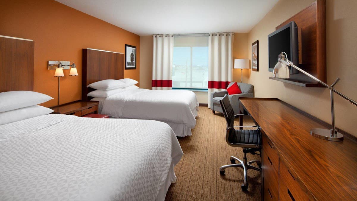 Four Points by Sheraton Hotel & Suites San Francisco Airport