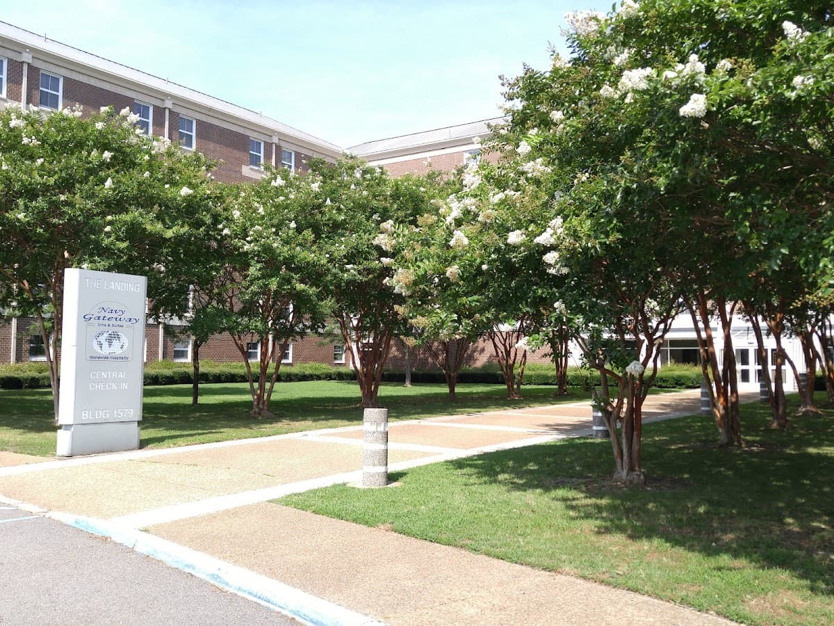 Navy Gateway Inns & Suites NNSY