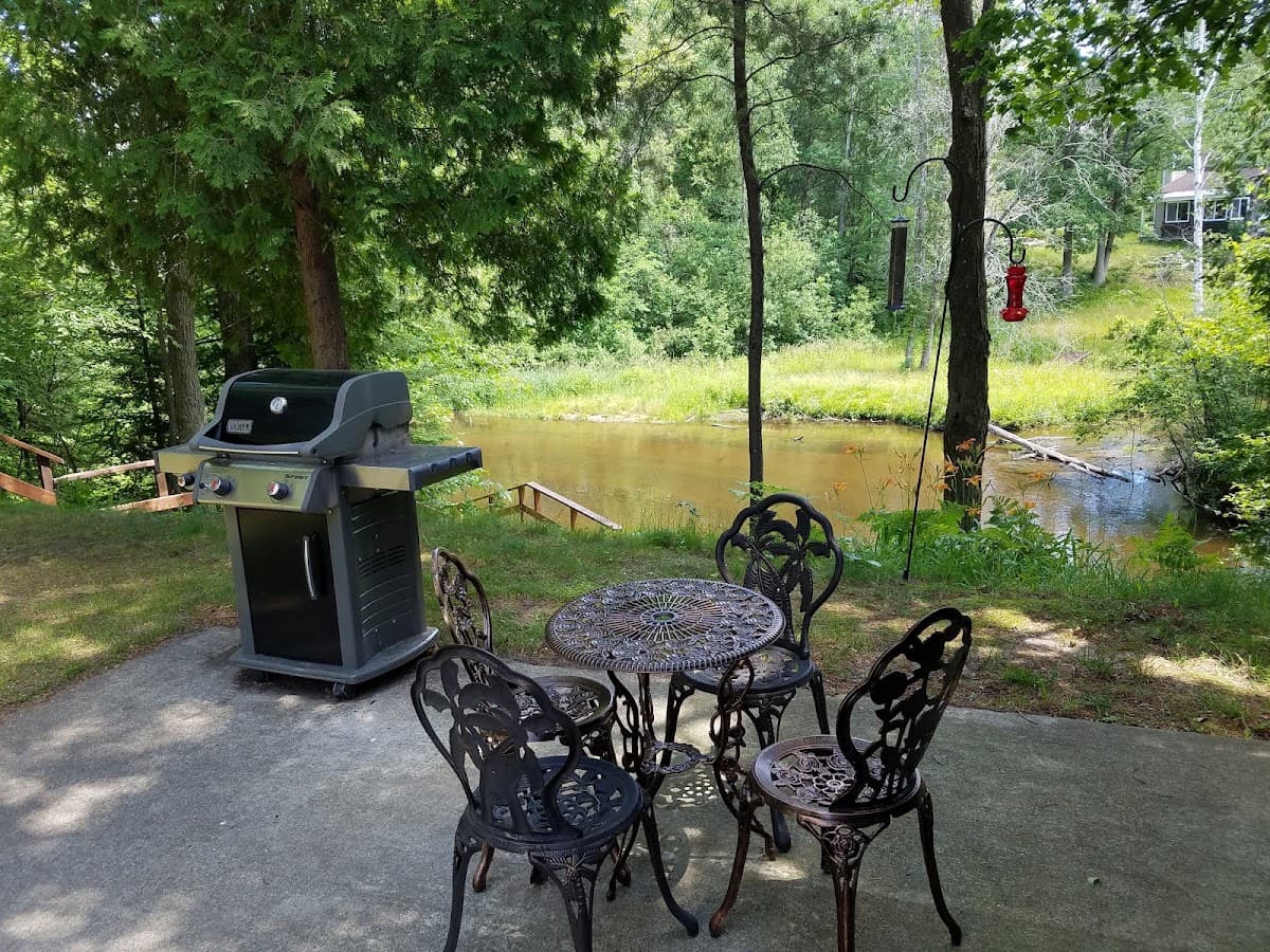 Clam River Cottages