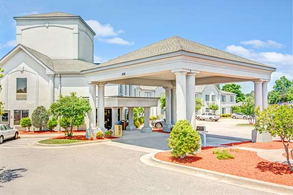 Days Inn by Wyndham Louisburg