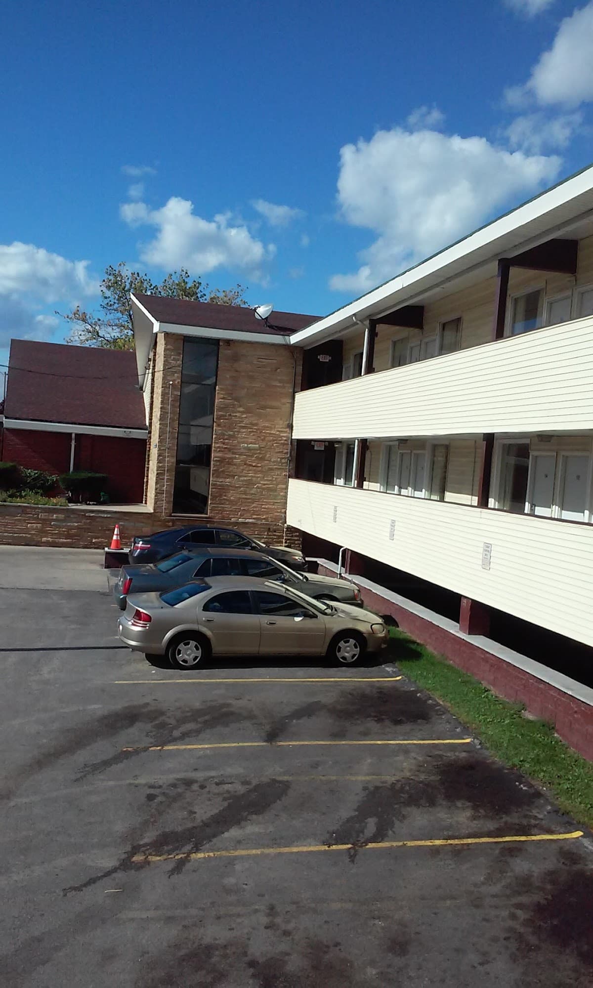Diamond Inn Motel