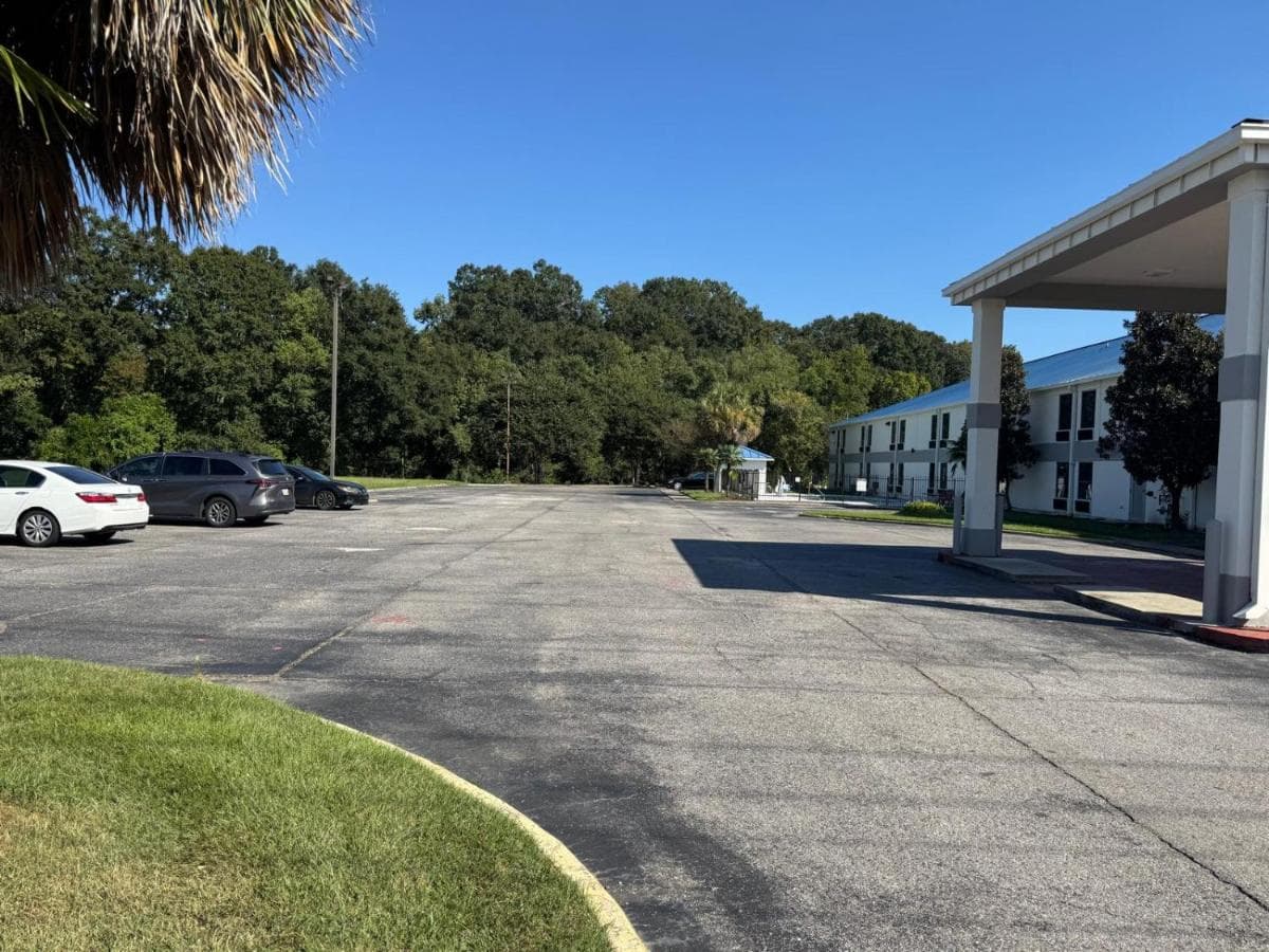 Executive Inn And Suites Baker