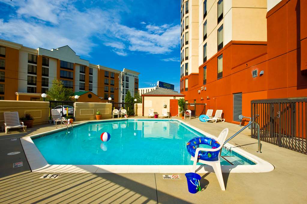 Hampton Inn & Suites Atlanta Airport North I85