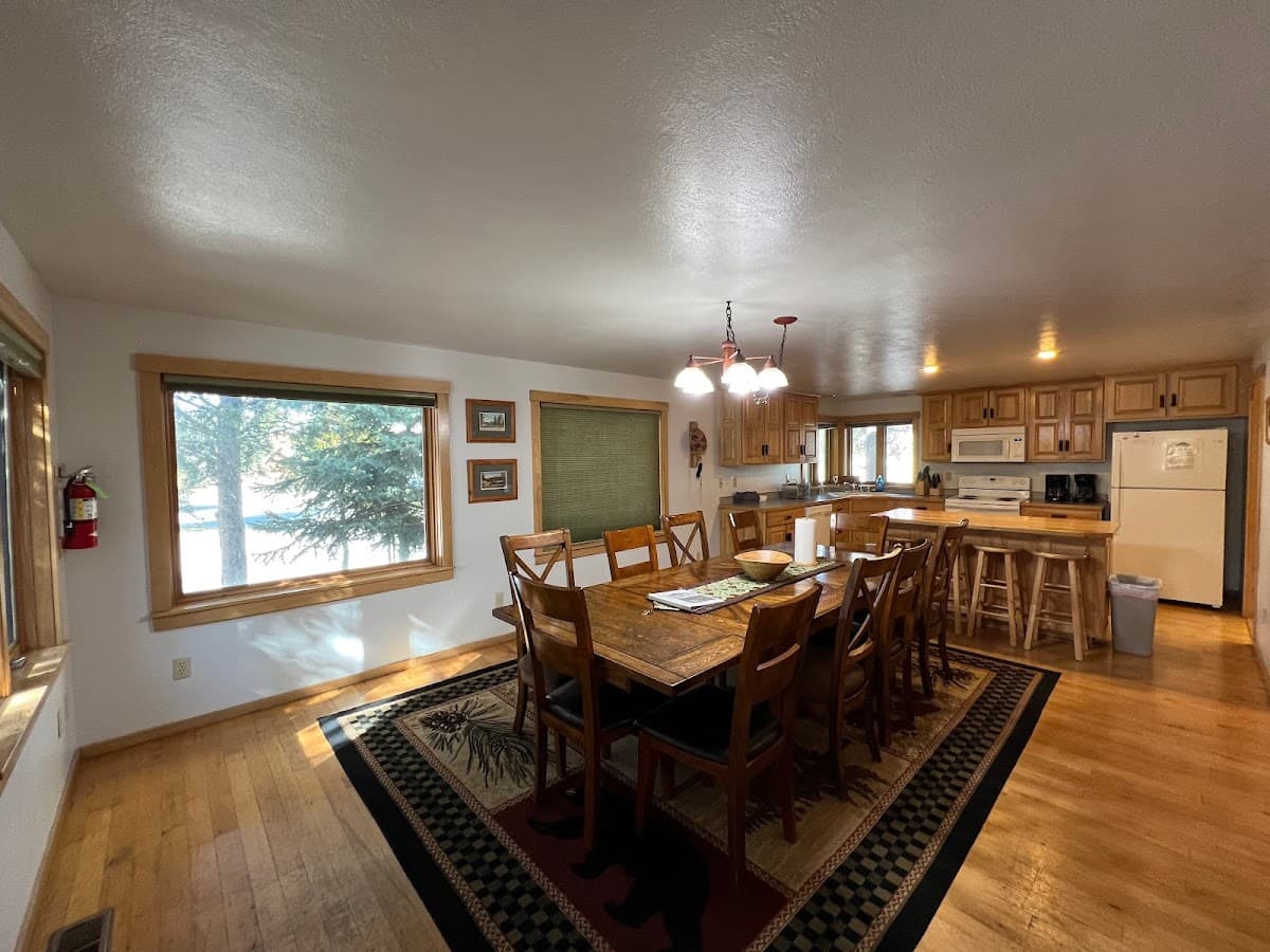 Firehole Cabin 418 - Faithful Street Inn