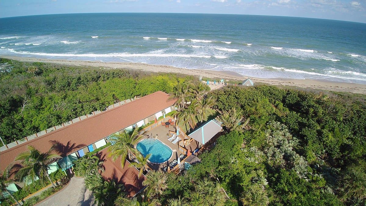 Seashell Suites Resort