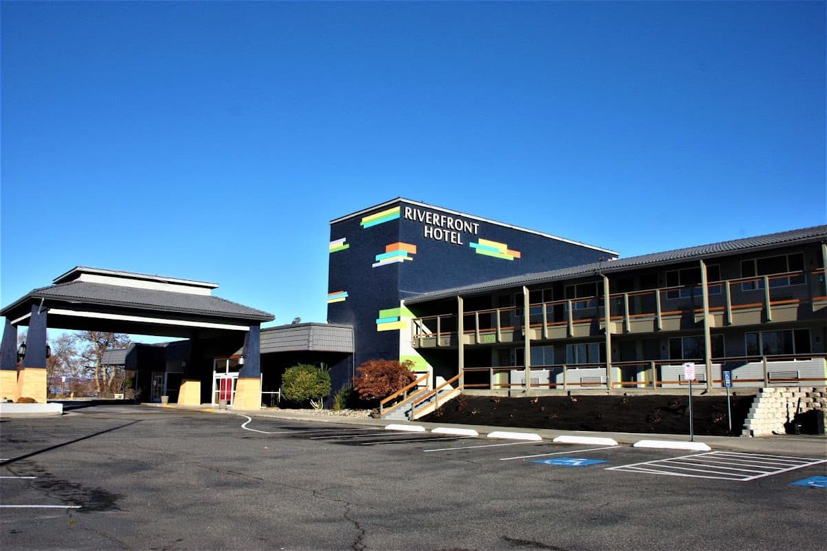 Riverfront Hotel, Surestay Collection By Best Western