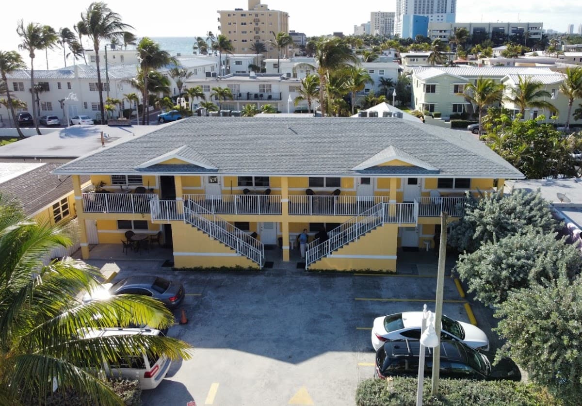 Hollywood By the Sea Hotel