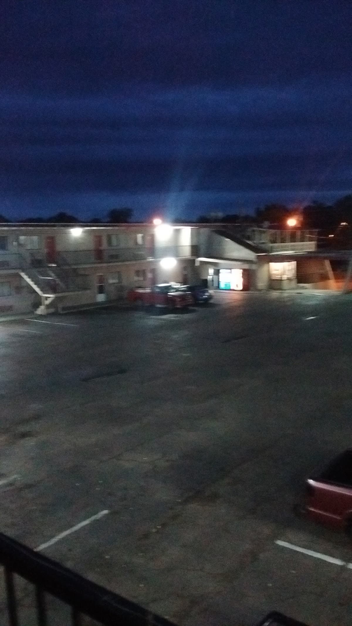 Economy Inn