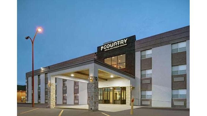 Country Inn & Suites by Radisson, Pierre, SD
