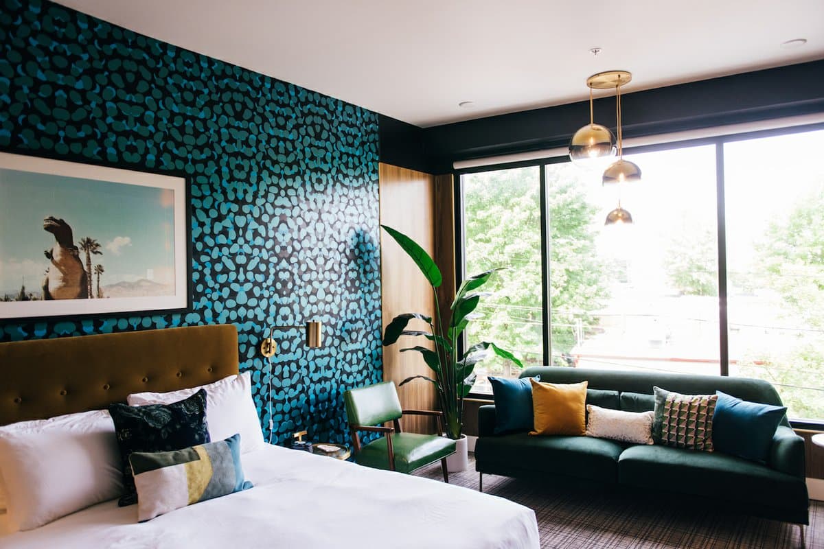 Reunion Hotel