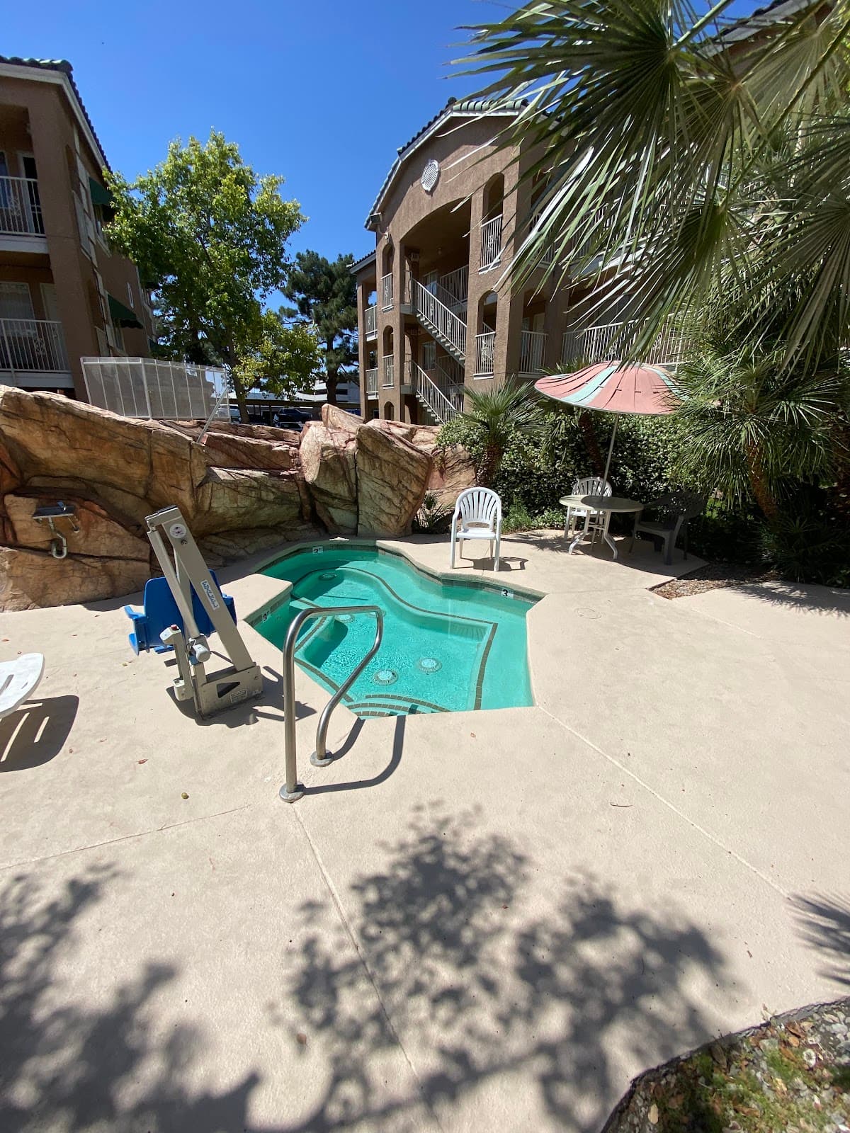 Budget Suites of America