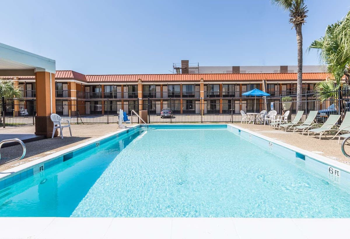 Days Inn by Wyndham New Orleans