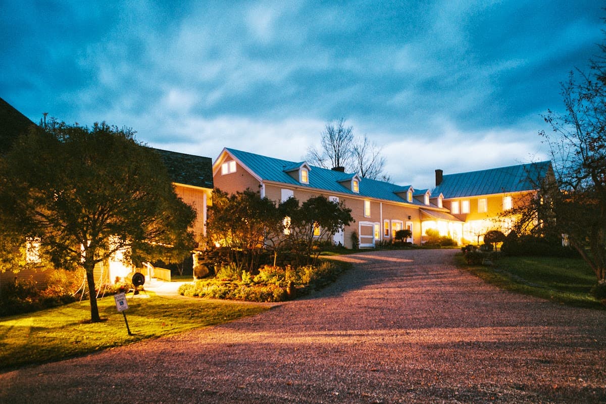 The Inn at the Round Barn Farm