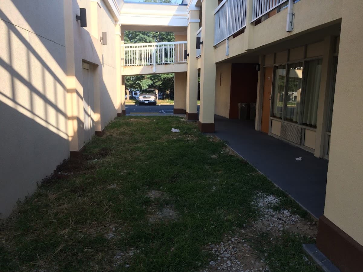 Travelodge by Wyndham Fredericksburg