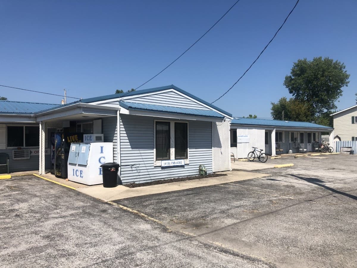 MAJESTIC MOTEL