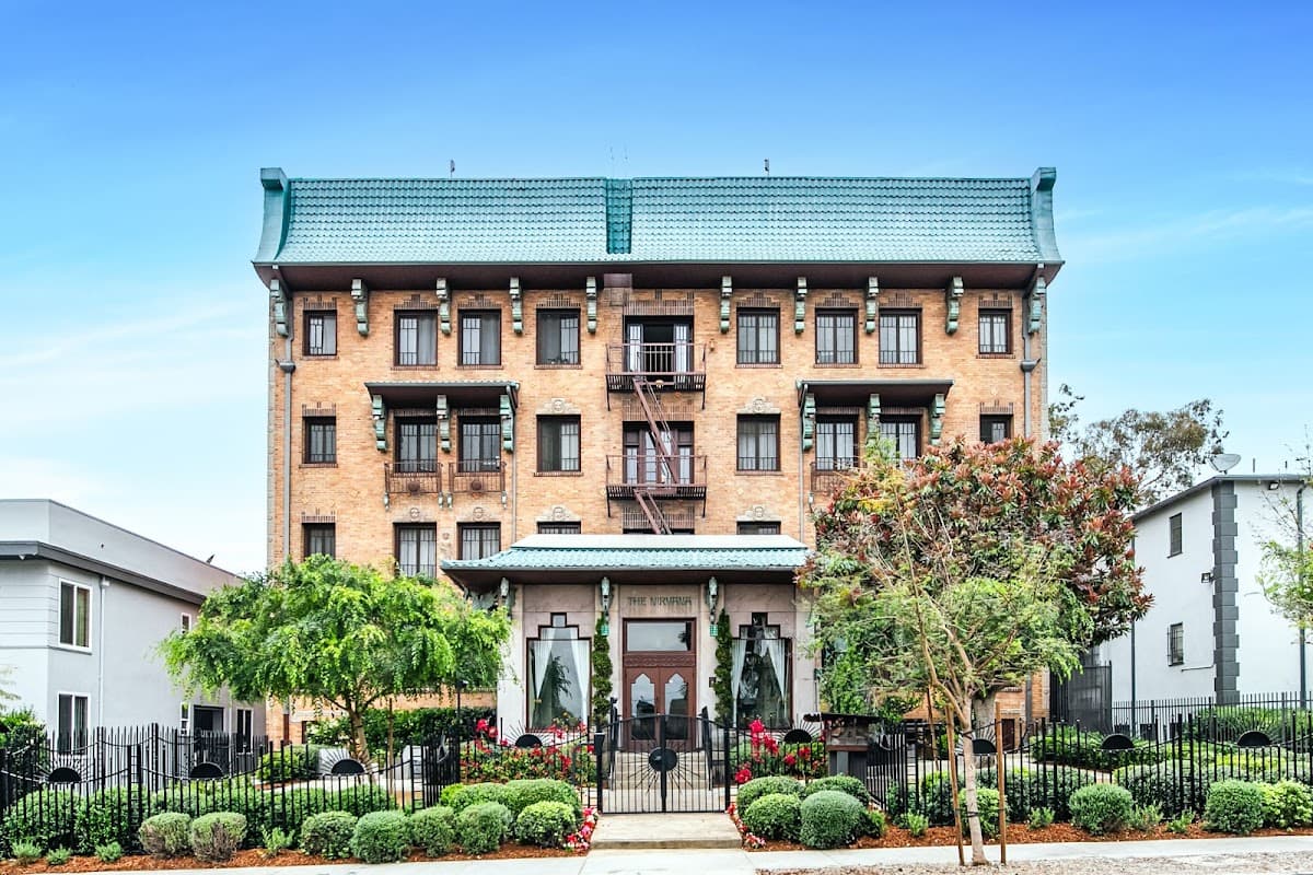 The Nirvana Apartment Hotel in Hollywood