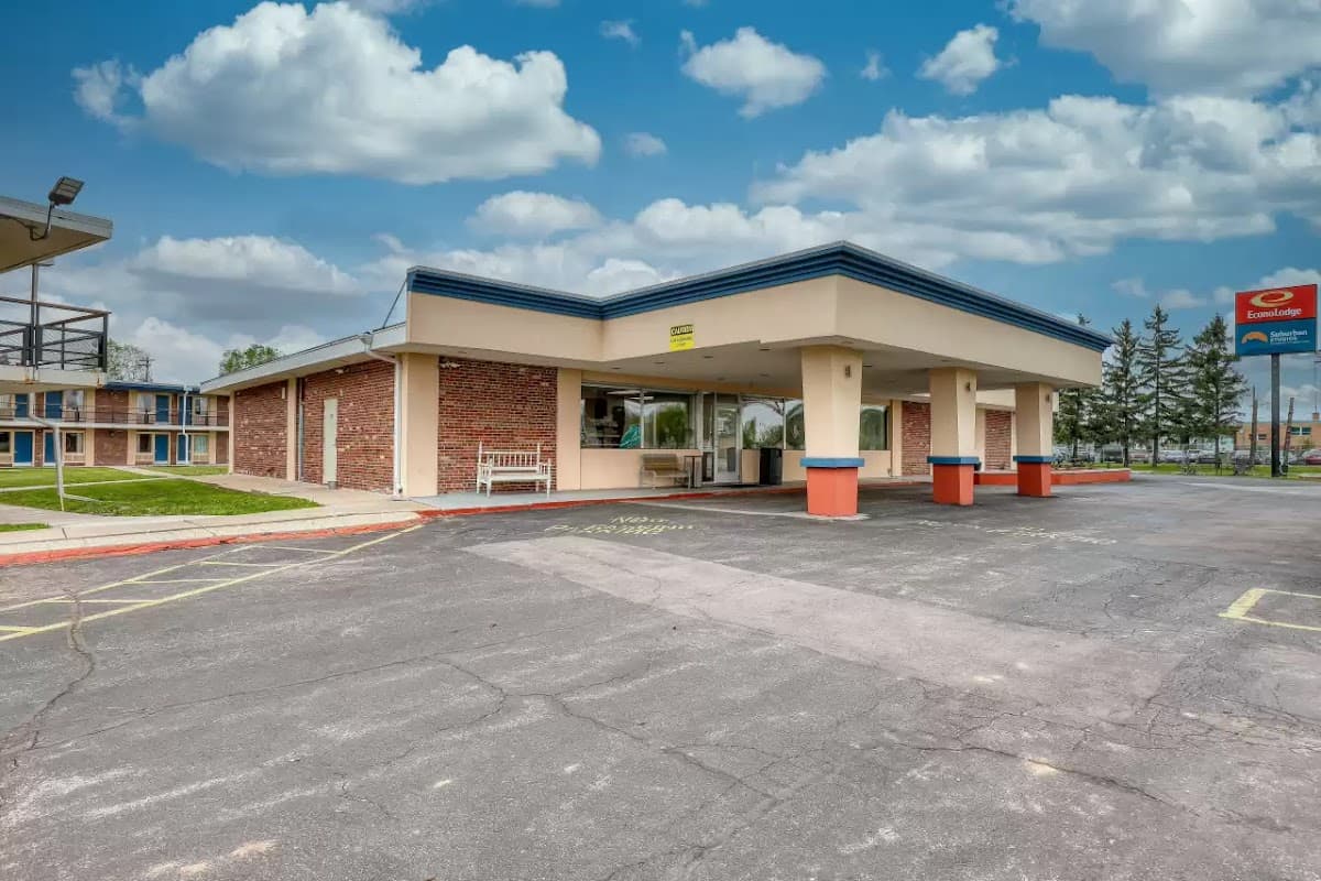 Econo Lodge Neenah