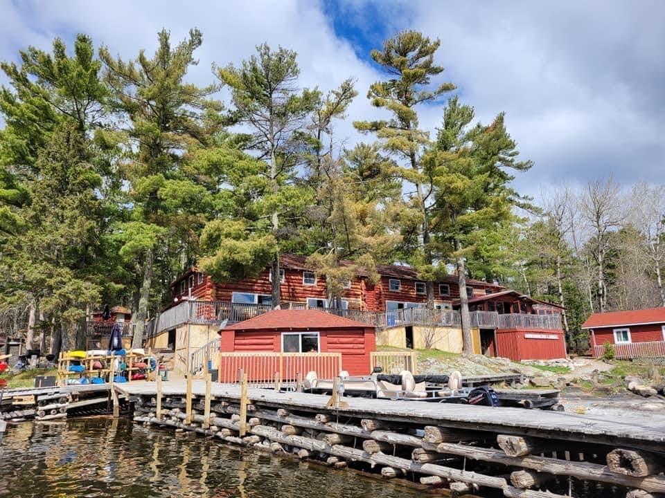 Arrowhead Lodge