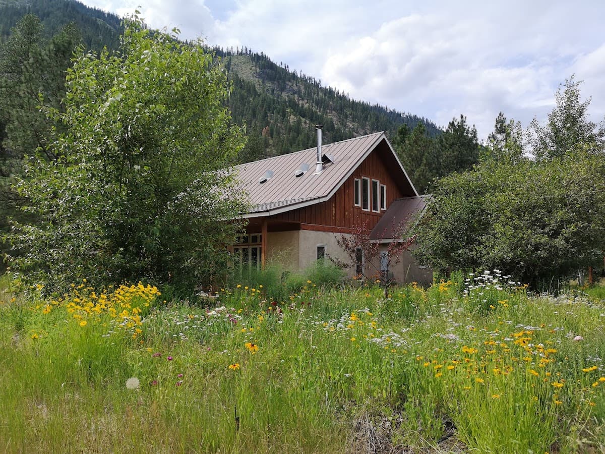 Icicle Guest House