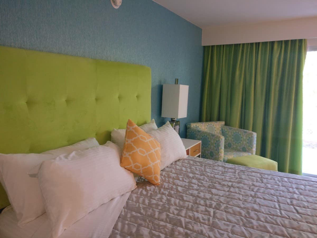 The Imperial Palms Hotel & Resort
