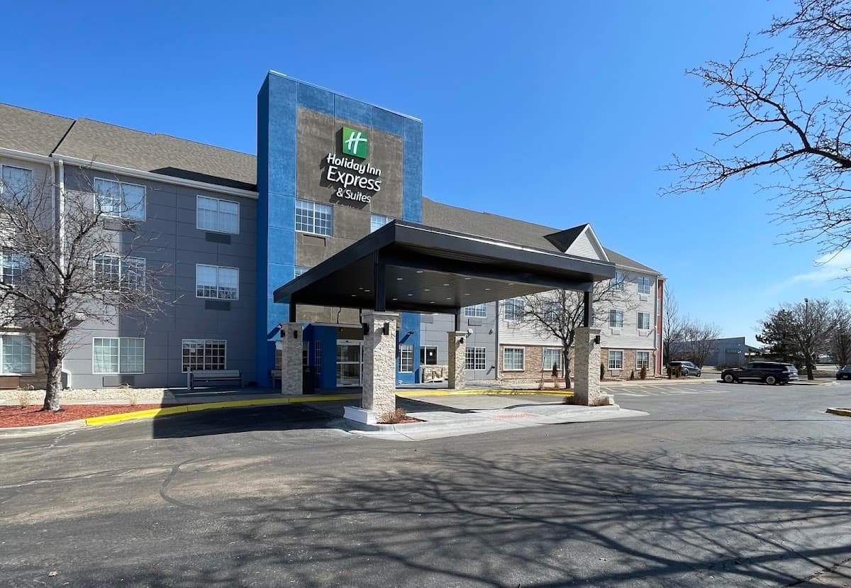 Holiday Inn Express & Suites Chicago Matteson, an IHG Hotel