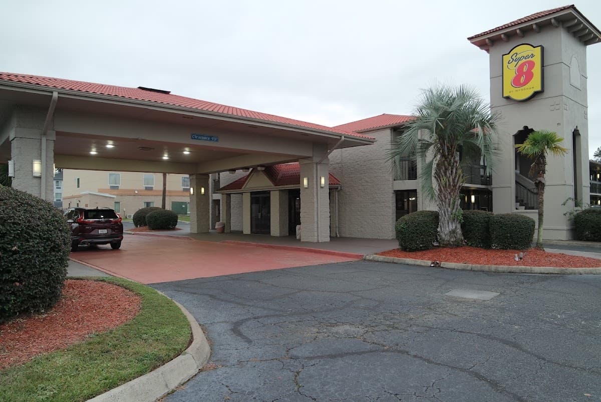 Super 8 by Wyndham Savannah