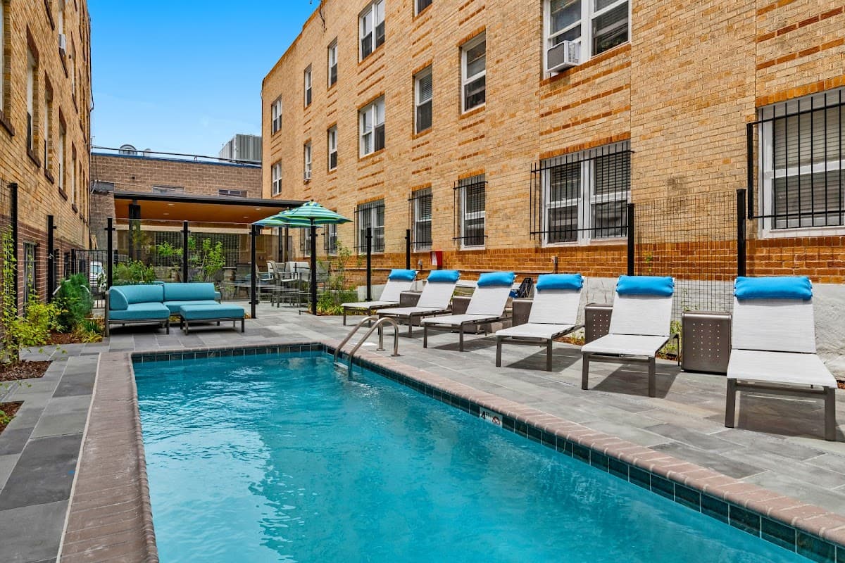 Lincoln Heights Apartments (Poets Row Collection)