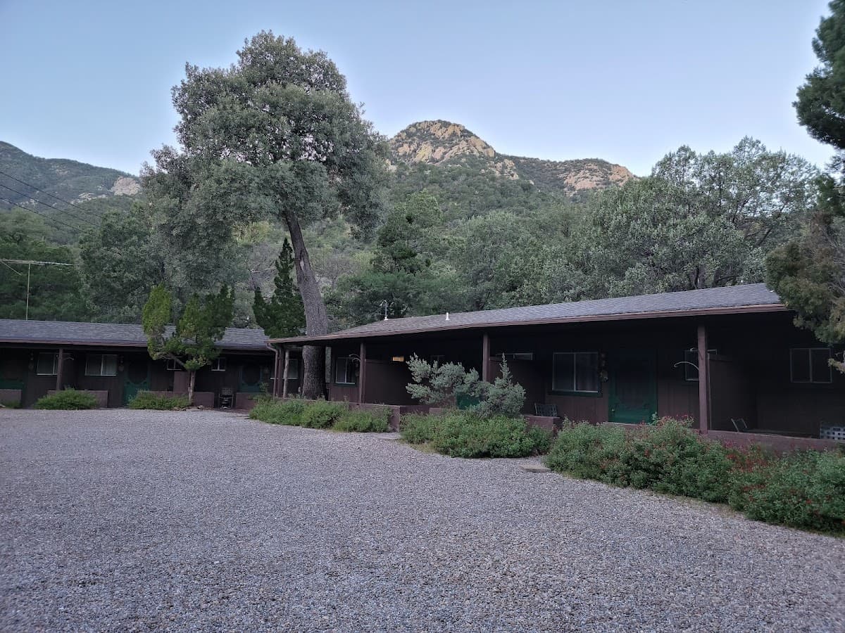 Santa Rita Lodge