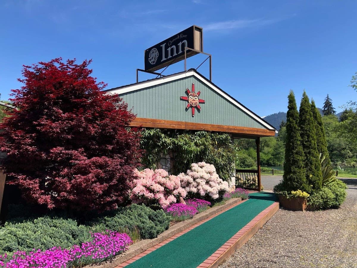 Quinault River Inn