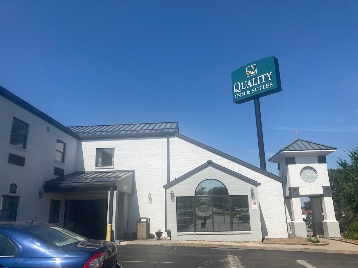 Quality Inn & Suites Columbia I-70