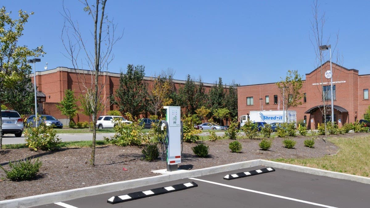 Holiday Inn Express & Suites Lexington - Hamburg Area by IHG