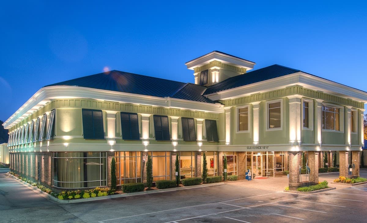 Town & Country Inn and Suites