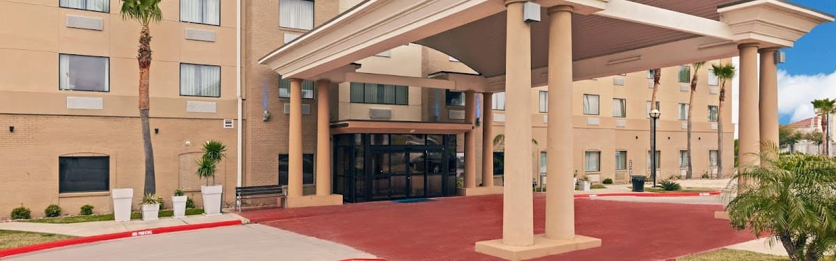 Holiday Inn Express & Suites Laredo-Event Center Area by IHG