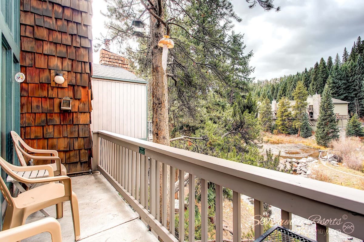 Tannenbaum By The River Condominiums by Ski Country Resorts