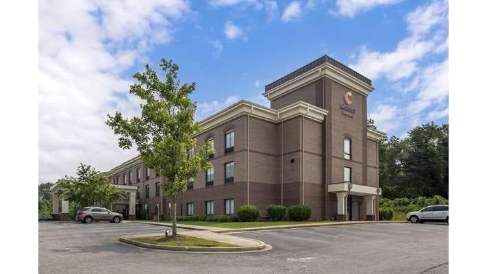 Comfort Suites At WestGate Mall