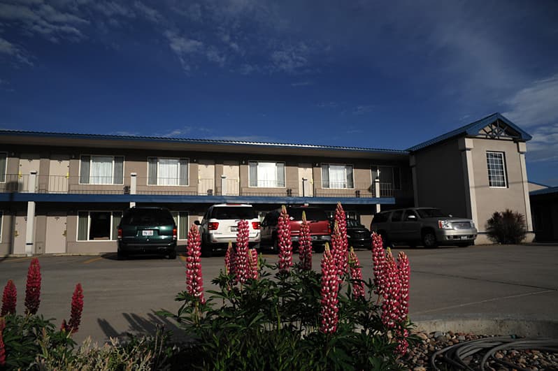 Clover Creek Inn