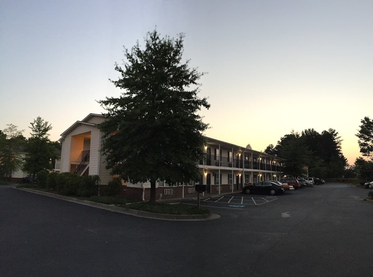 Stay Lodge of Newnan