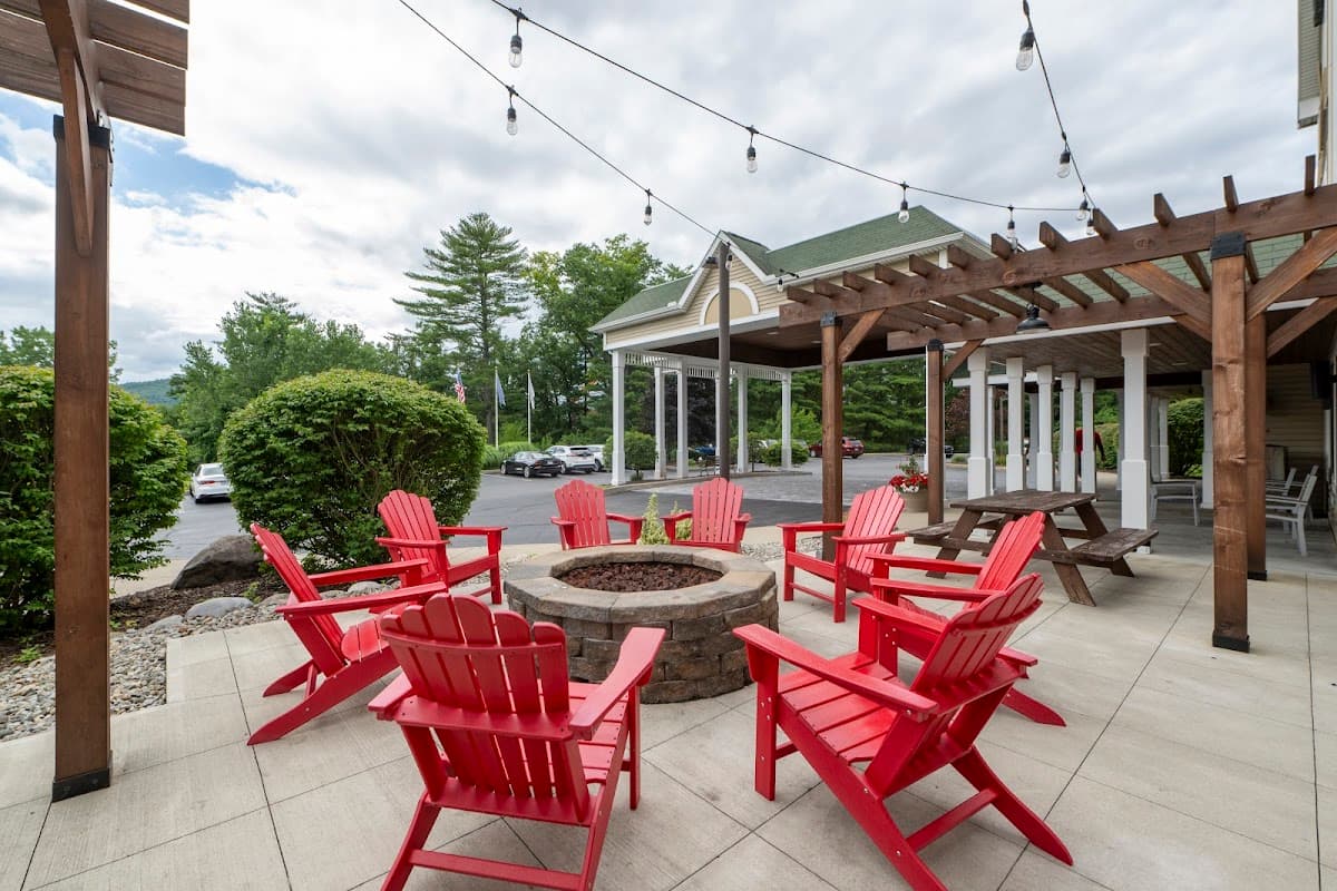 Country Inn & Suites by Radisson, Lake George (Queensbury), NY