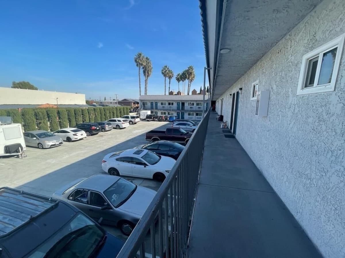Travel Inn Motel