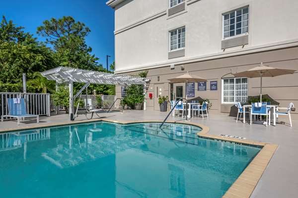 Comfort Inn & Suites Port Charlotte-Punta Gorda