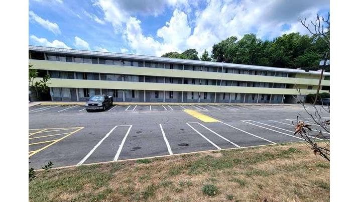 Days Inn by Wyndham Alexandria South