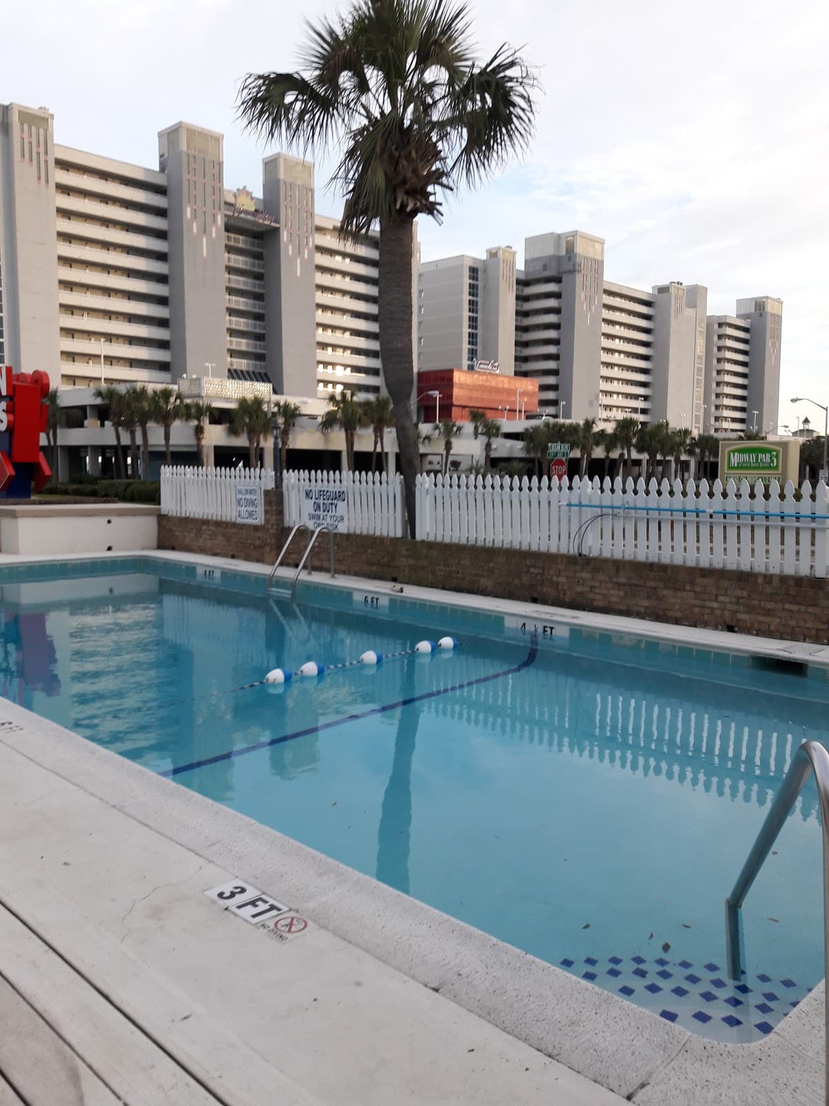 Ocean Waves Hotel