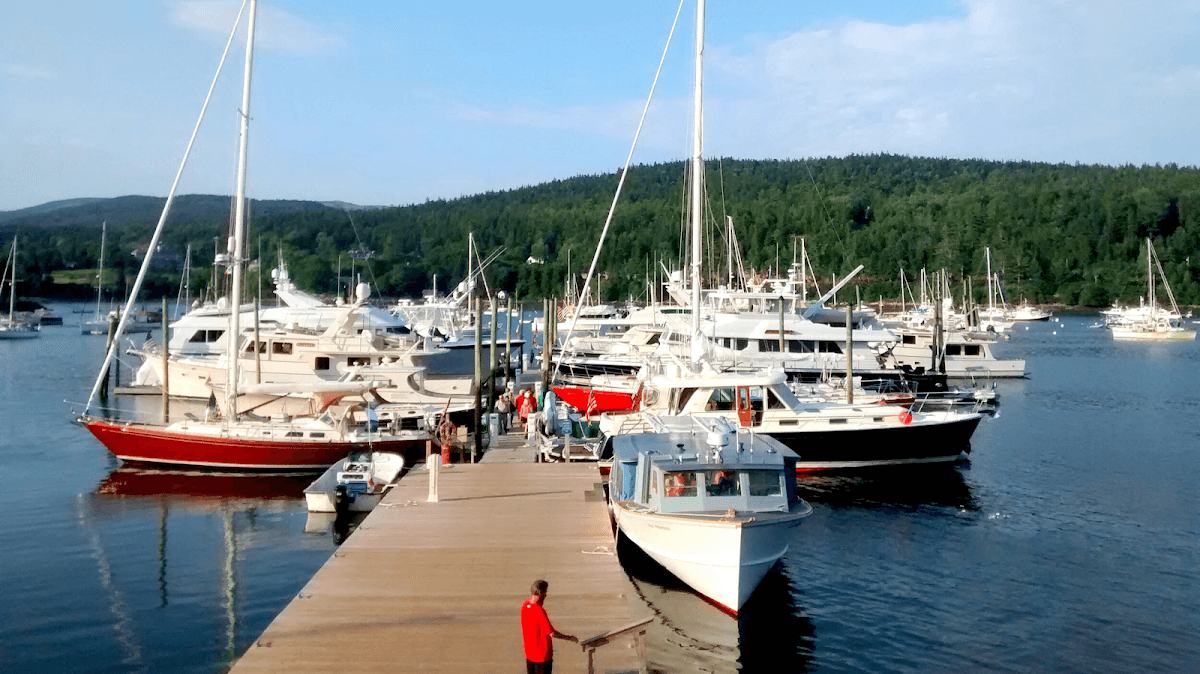 Cafe Drydock & Inn