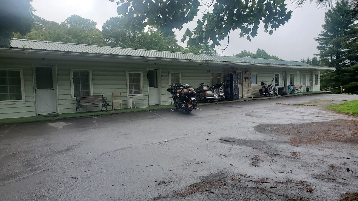 Hillcrest Motel