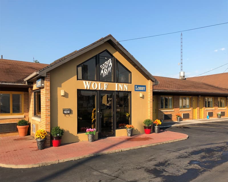 Wolf Inn Hotel
