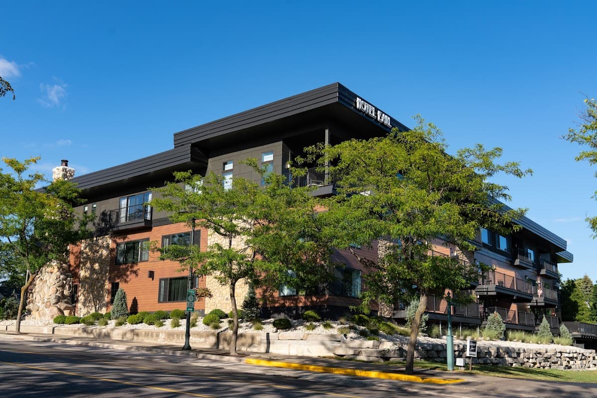 Hotel Earl of Charlevoix
