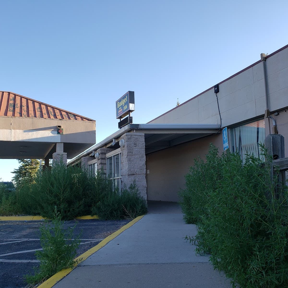 Budget Inn
