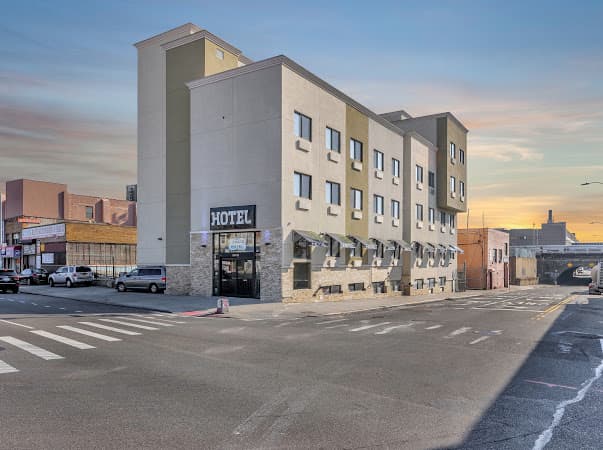 Hollis Hotel