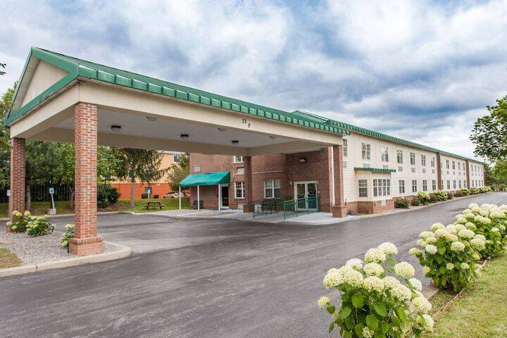 Syracuse Inn